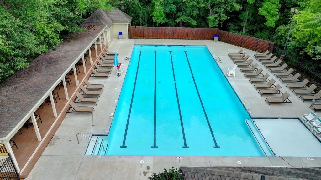 1050 Bonaventure Way