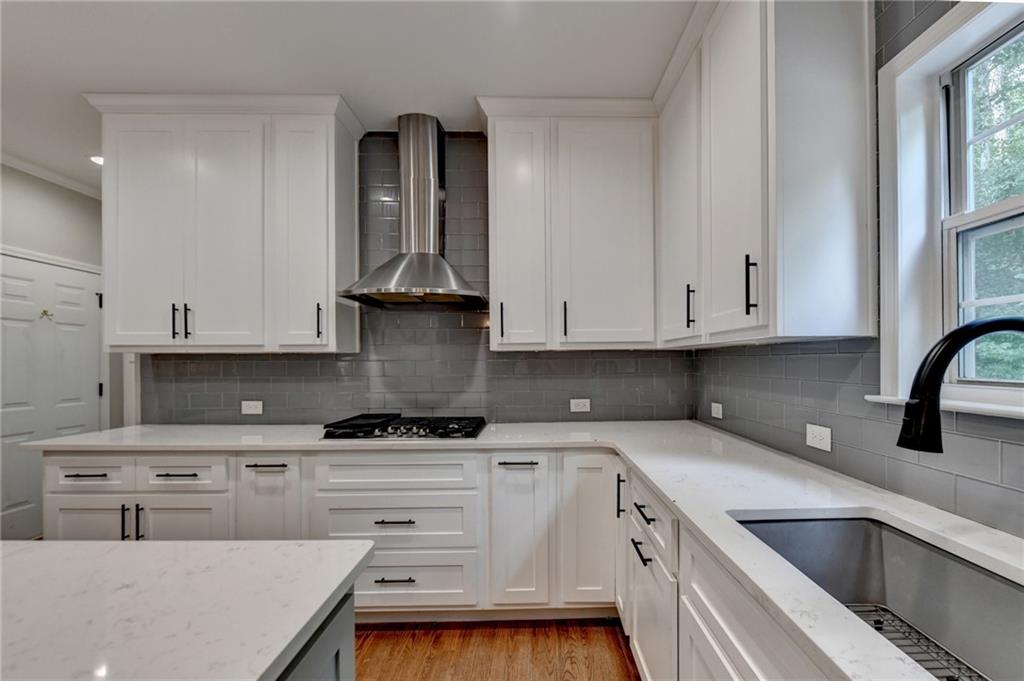 1050 Bonaventure Way