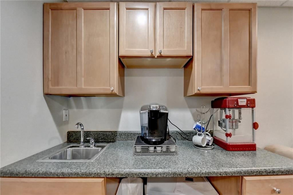 1050 Bonaventure Way