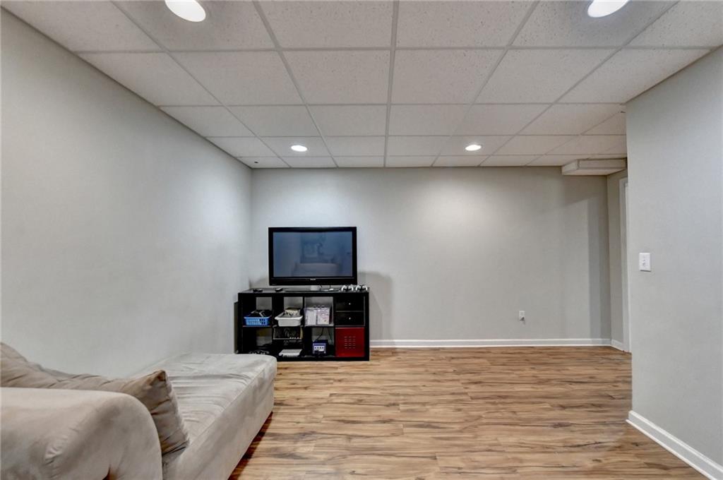 1050 Bonaventure Way