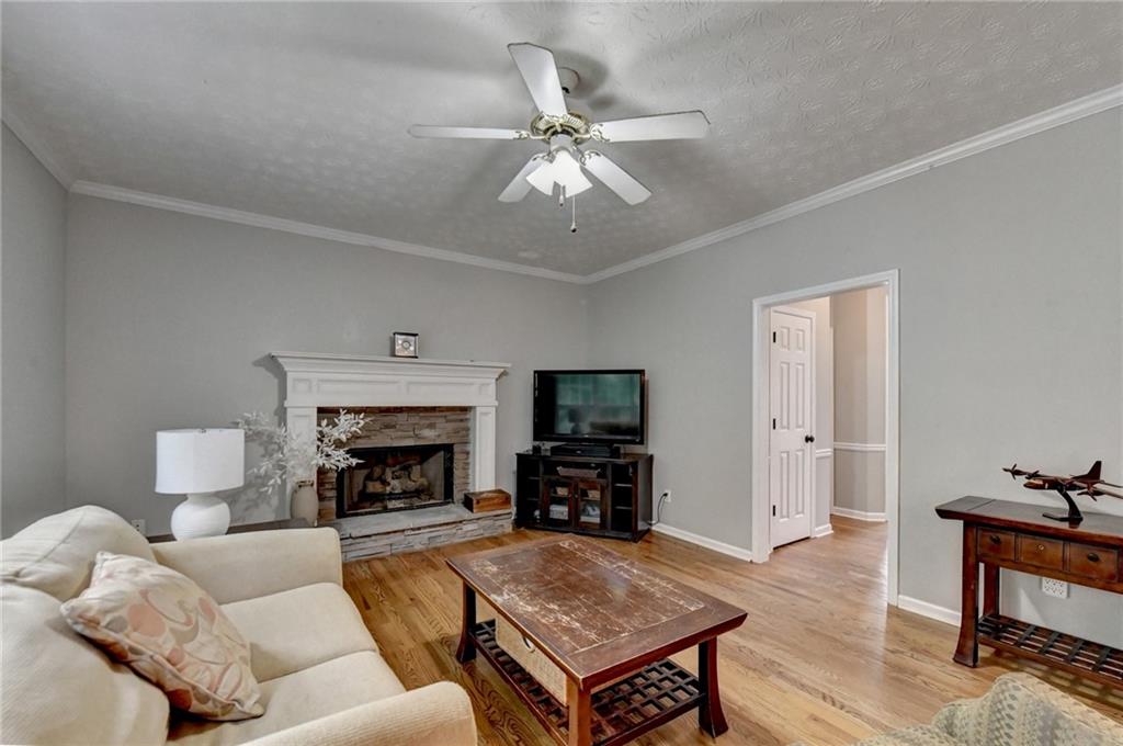 1050 Bonaventure Way