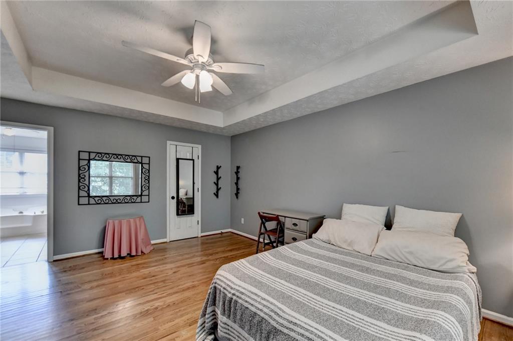 1050 Bonaventure Way