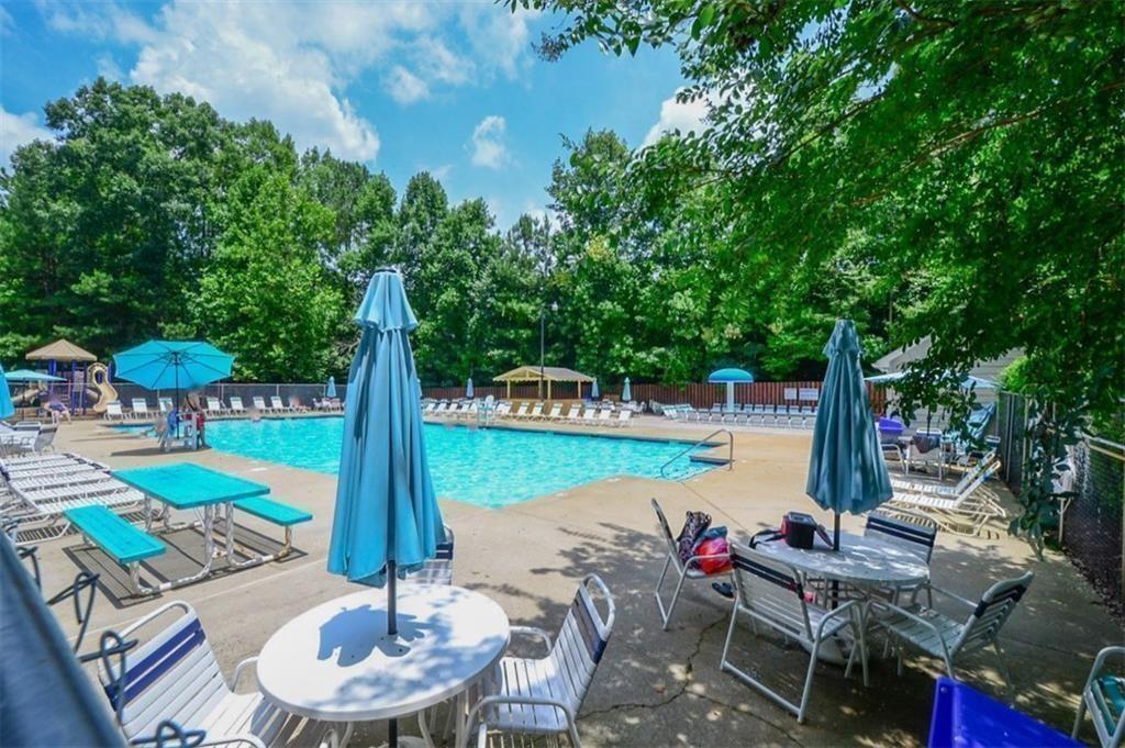 1050 Bonaventure Way