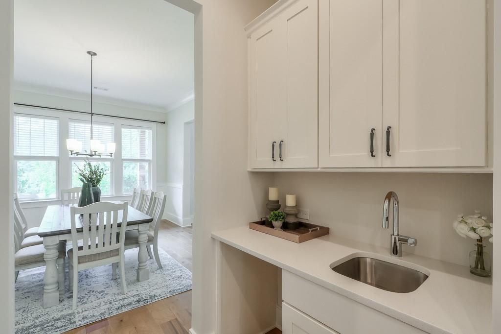 16145 Grand Litchfield Drive