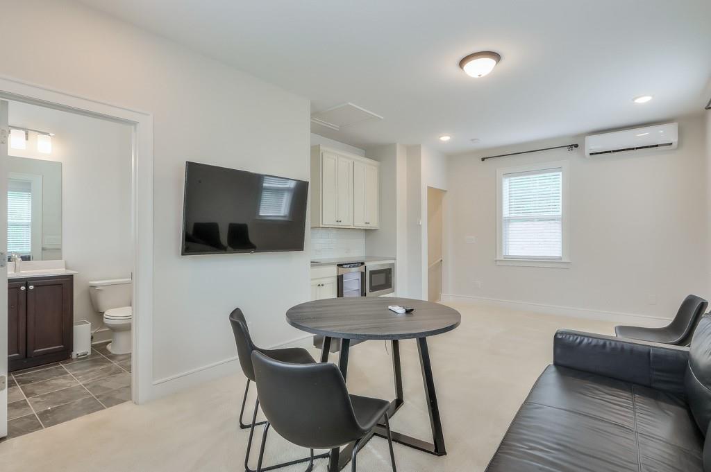 16145 Grand Litchfield Drive