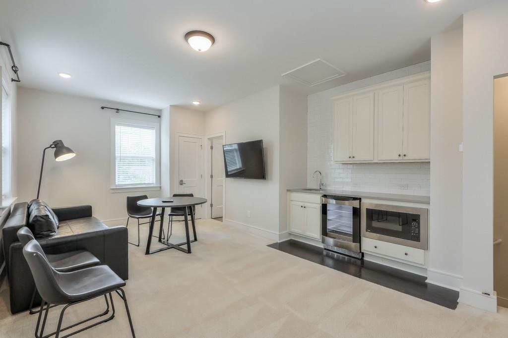 16145 Grand Litchfield Drive