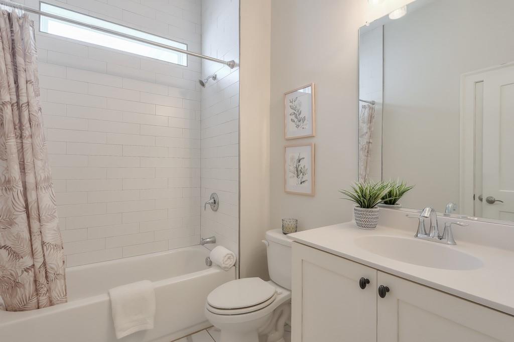 16145 Grand Litchfield Drive