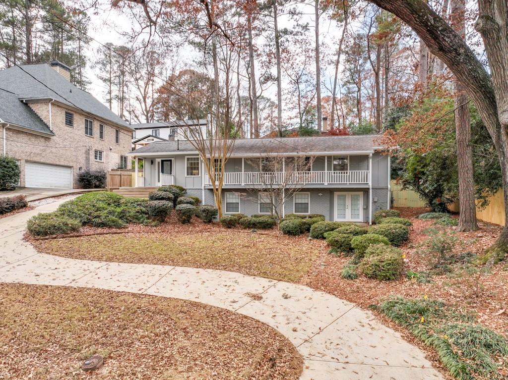 2212 Oakawana Drive NE