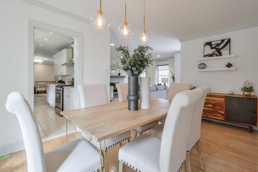 2212 Oakawana Drive NE