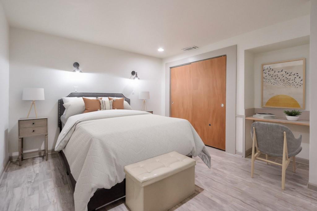 2212 Oakawana Drive NE