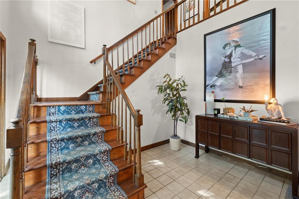 2600 Sandpiper Drive