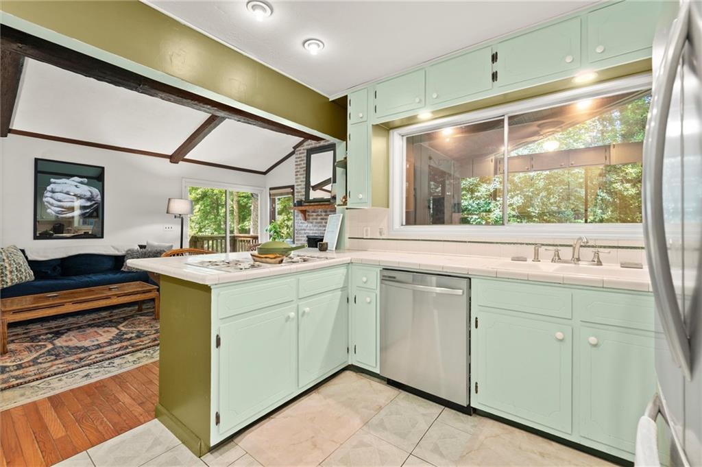 2600 Sandpiper Drive