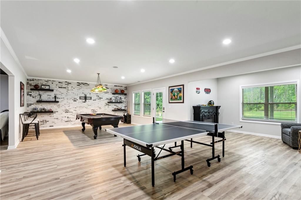 438 Southland Circle