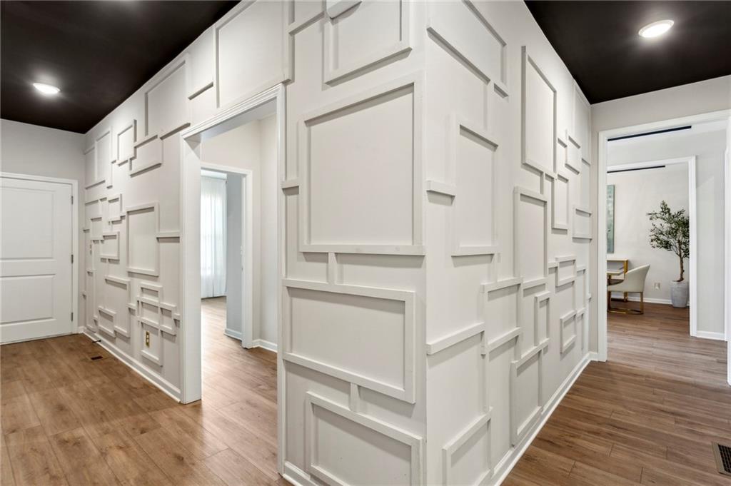 438 Southland Circle