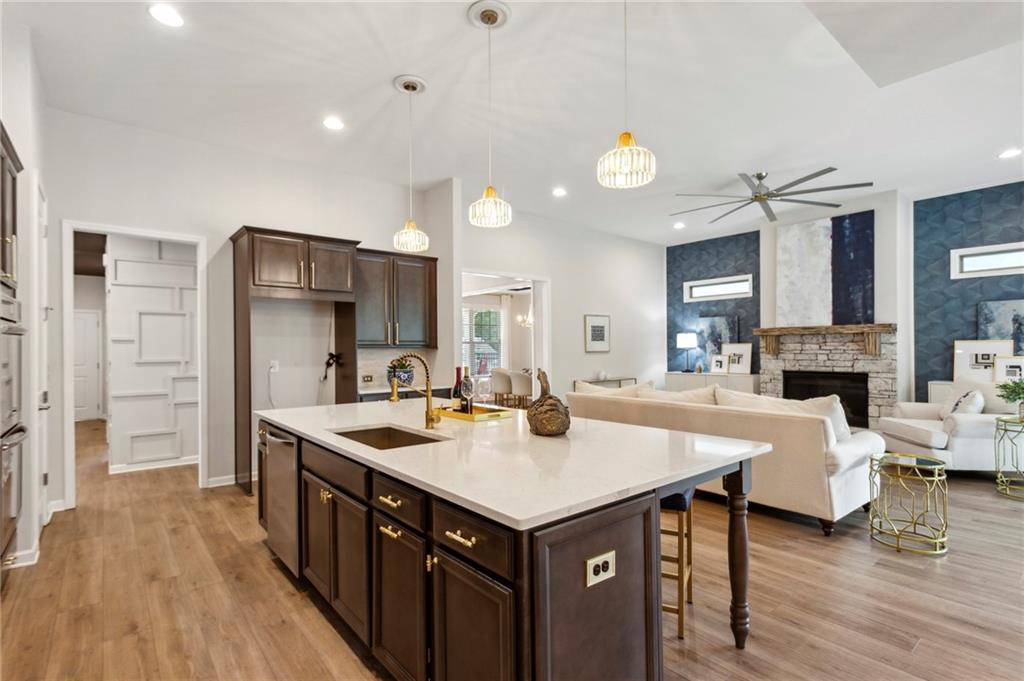 438 Southland Circle