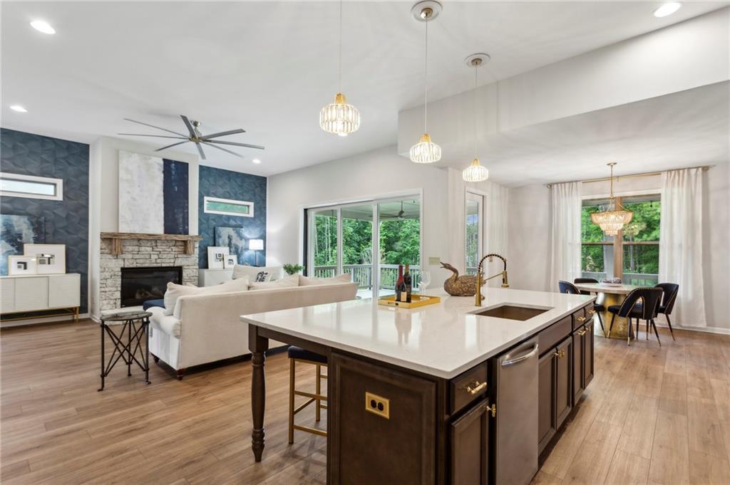 438 Southland Circle