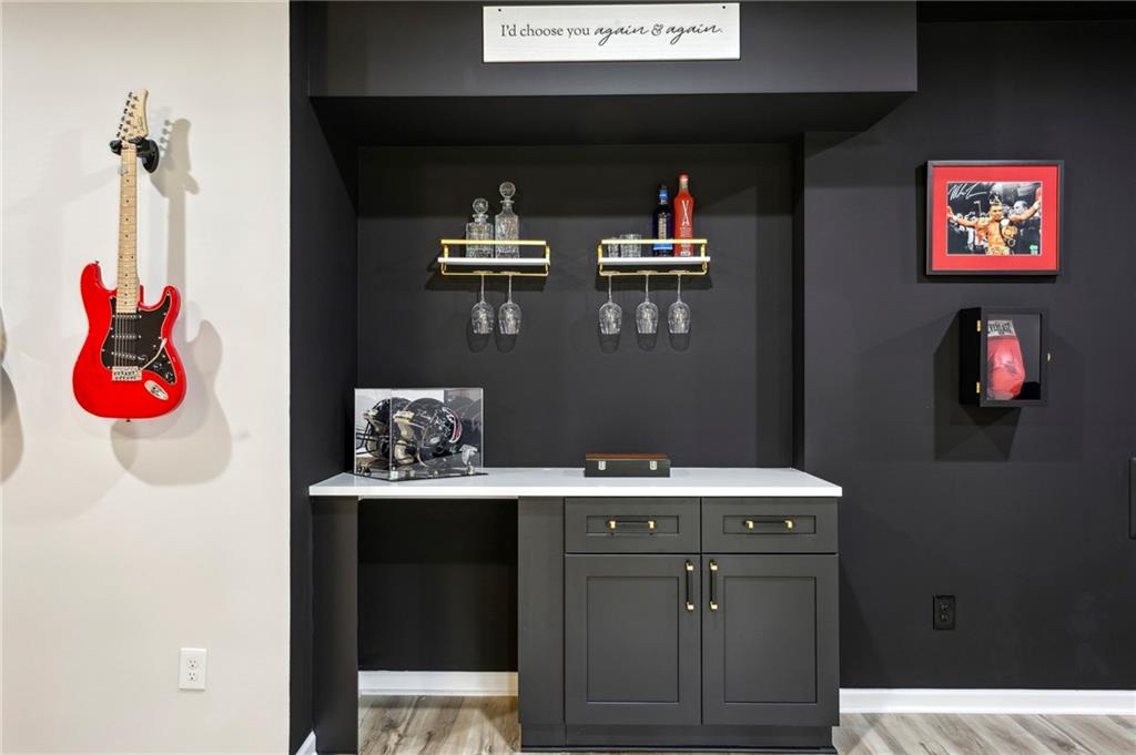 438 Southland Circle