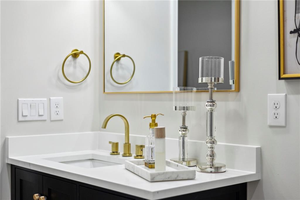 438 Southland Circle