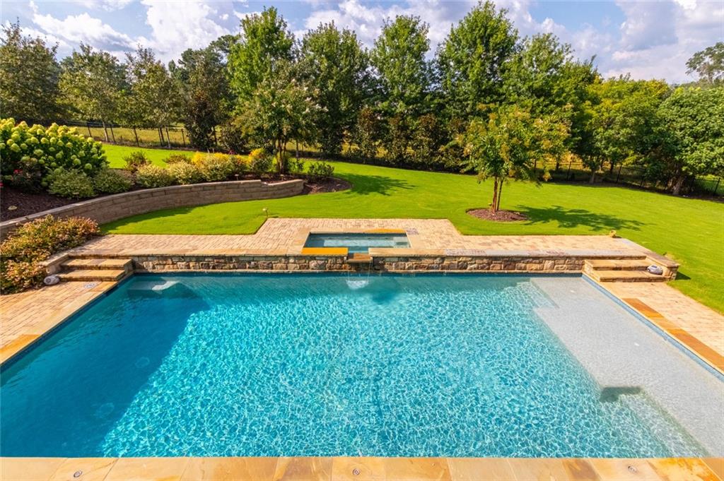 10150 Cedar Ridge Drive