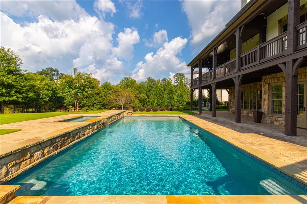 10150 Cedar Ridge Drive