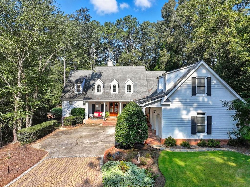 1835 HIGHGROVE CLUB Drive