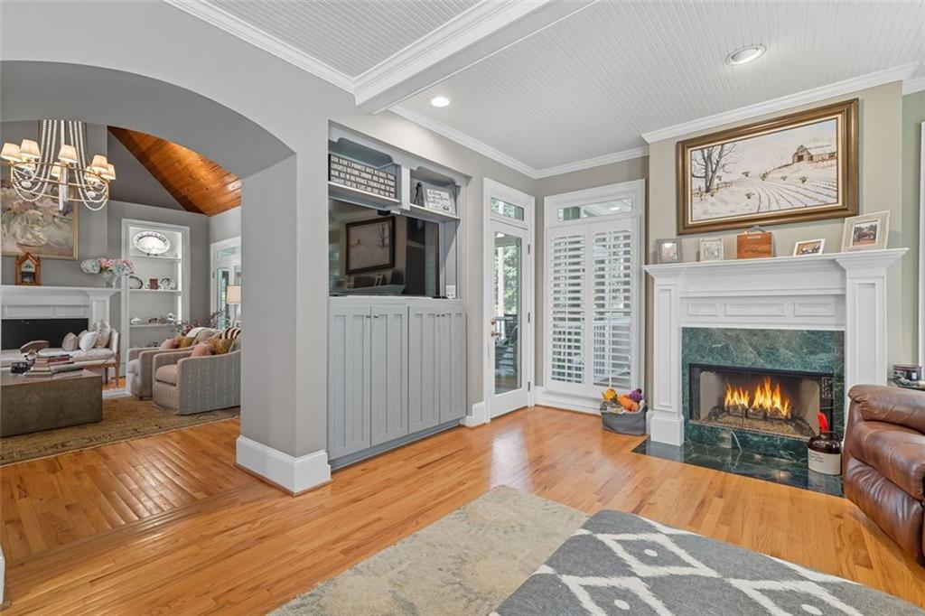 1835 HIGHGROVE CLUB Drive