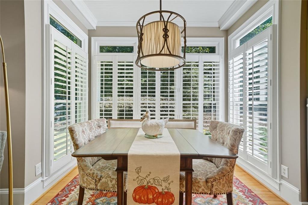 1835 HIGHGROVE CLUB Drive