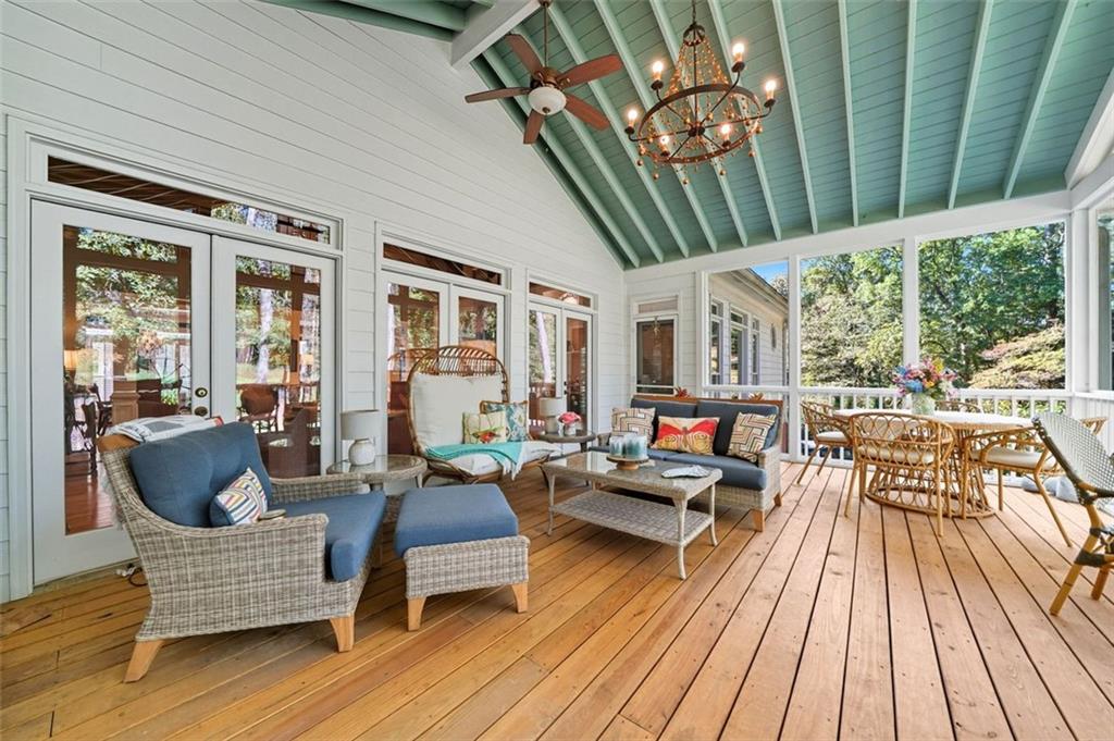 1835 HIGHGROVE CLUB Drive