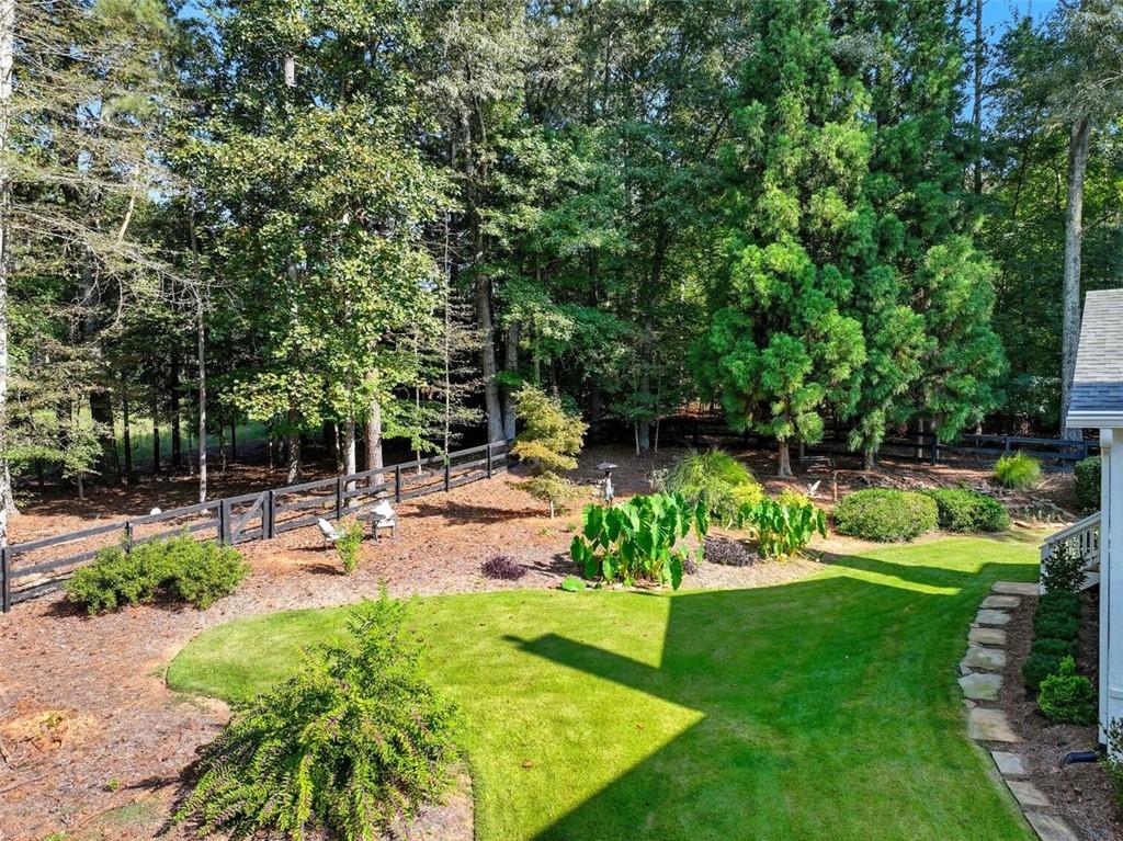 1835 HIGHGROVE CLUB Drive