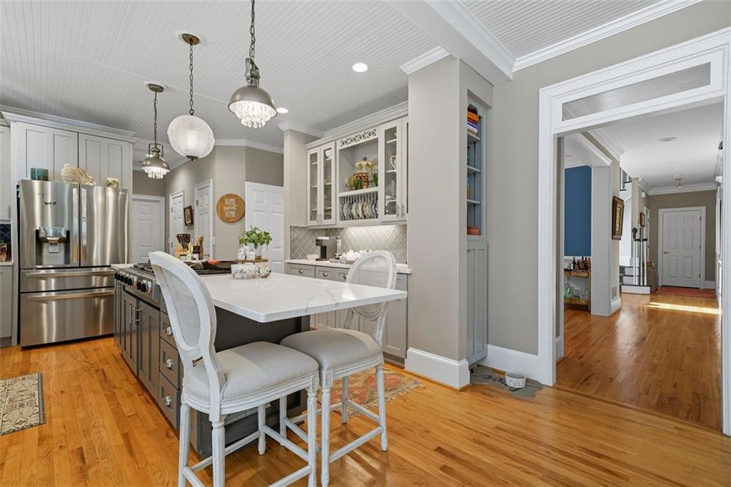 1835 HIGHGROVE CLUB Drive