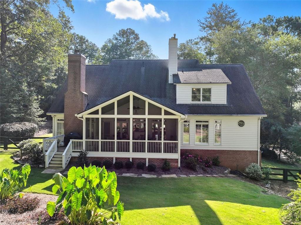 1835 HIGHGROVE CLUB Drive