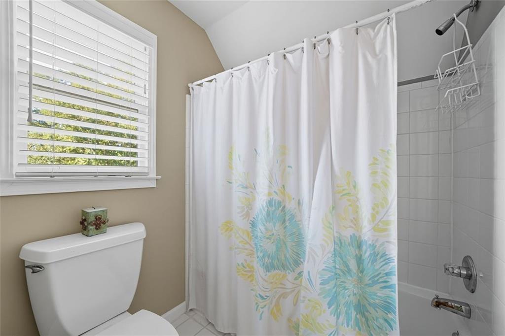 1835 HIGHGROVE CLUB Drive