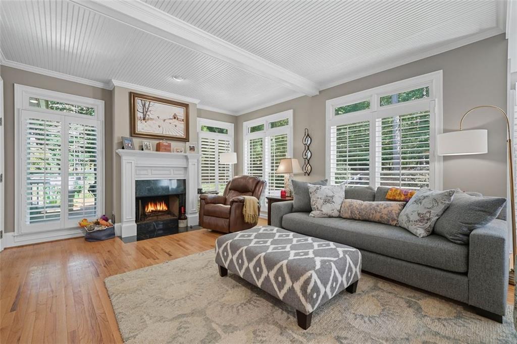 1835 HIGHGROVE CLUB Drive