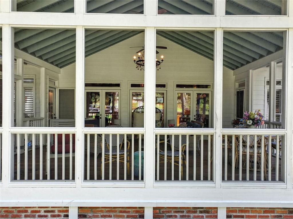 1835 HIGHGROVE CLUB Drive