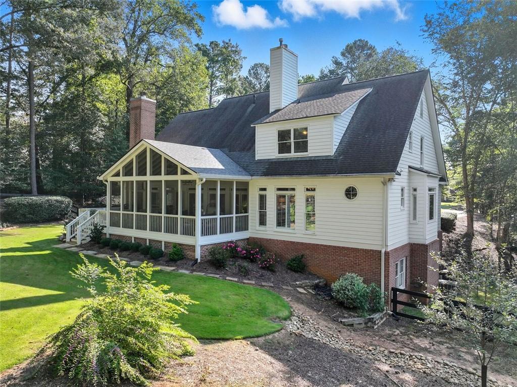 1835 HIGHGROVE CLUB Drive