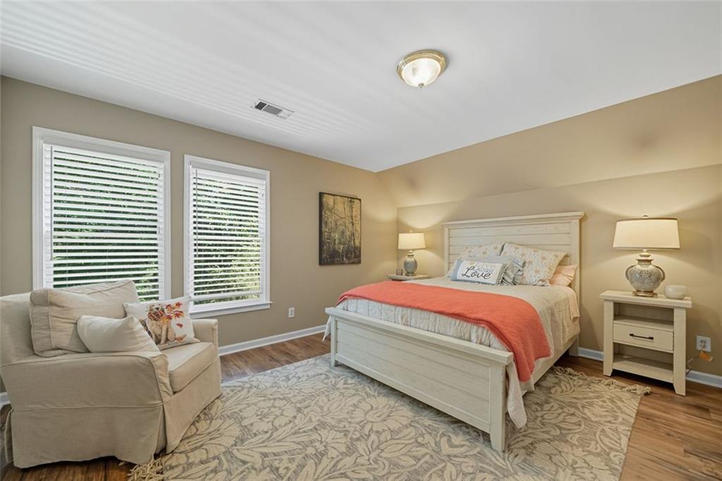 1835 HIGHGROVE CLUB Drive