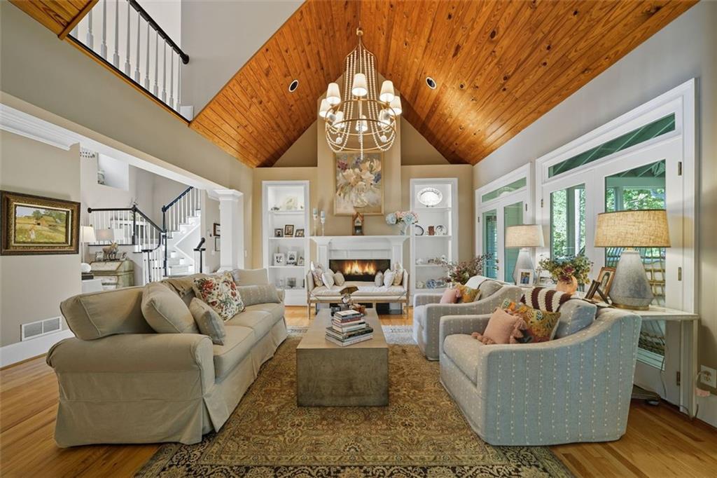 1835 HIGHGROVE CLUB Drive