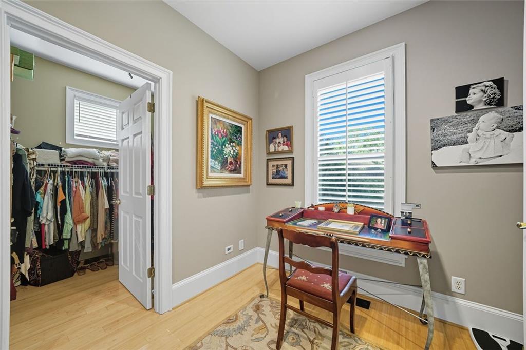 1835 HIGHGROVE CLUB Drive