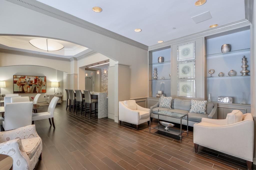 3475 Oak Valley Road NE Unit 530