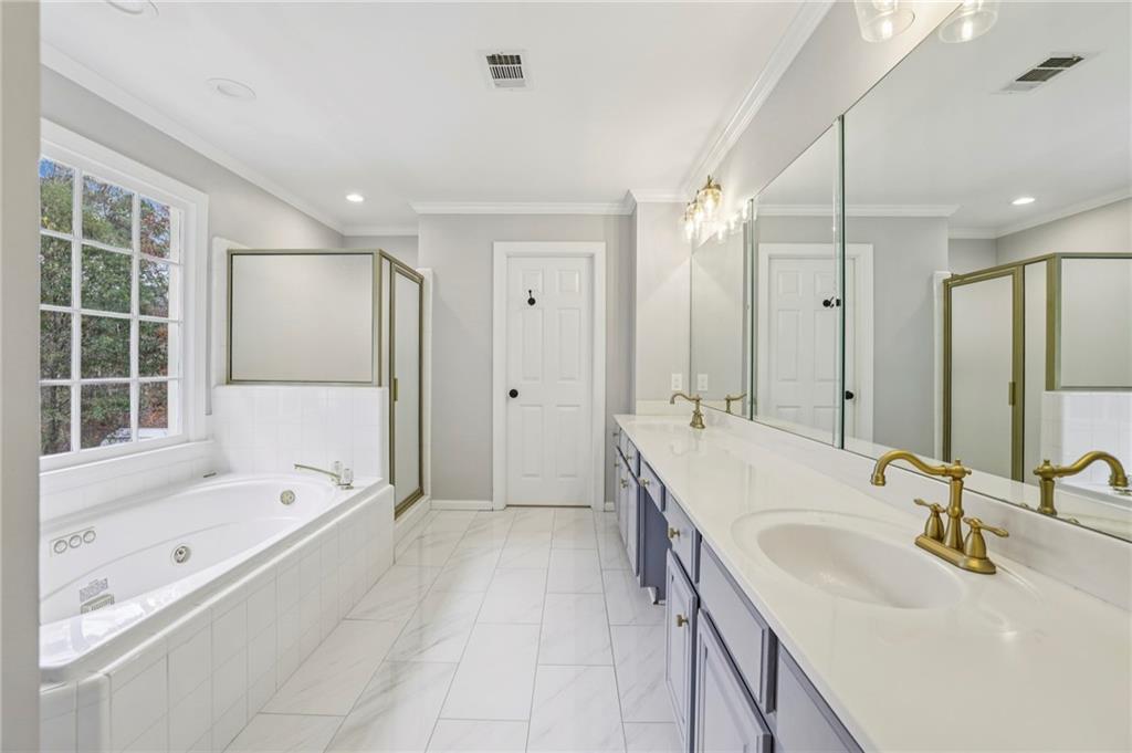 2140 Country Ridge Road