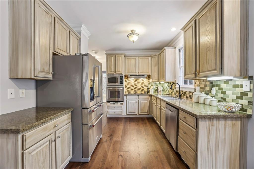 2140 Country Ridge Road