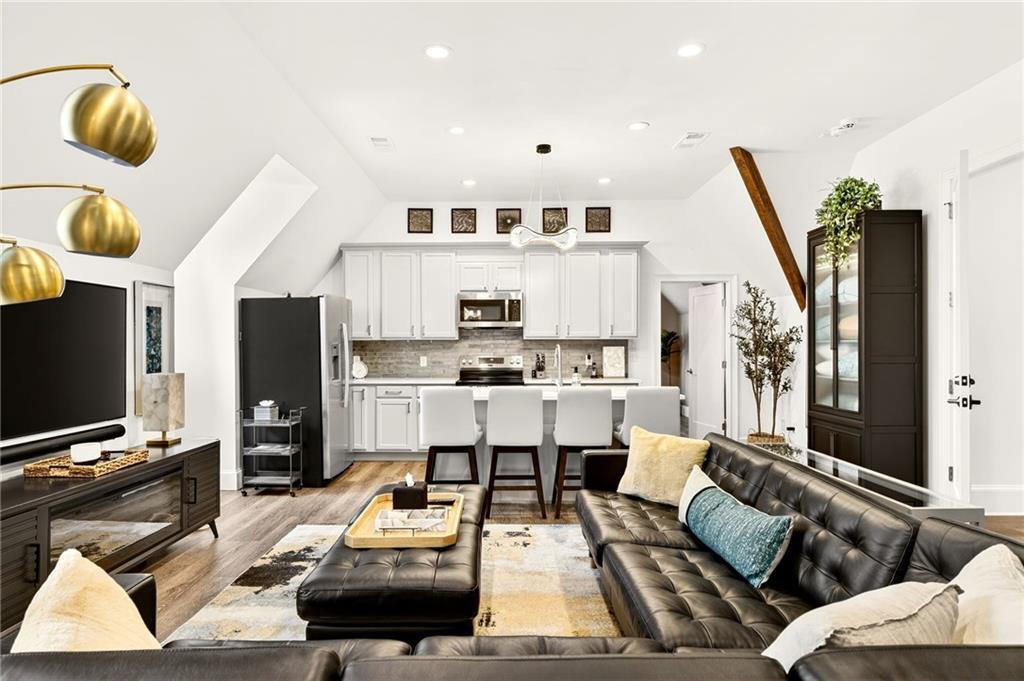 16037 Manor Club Drive