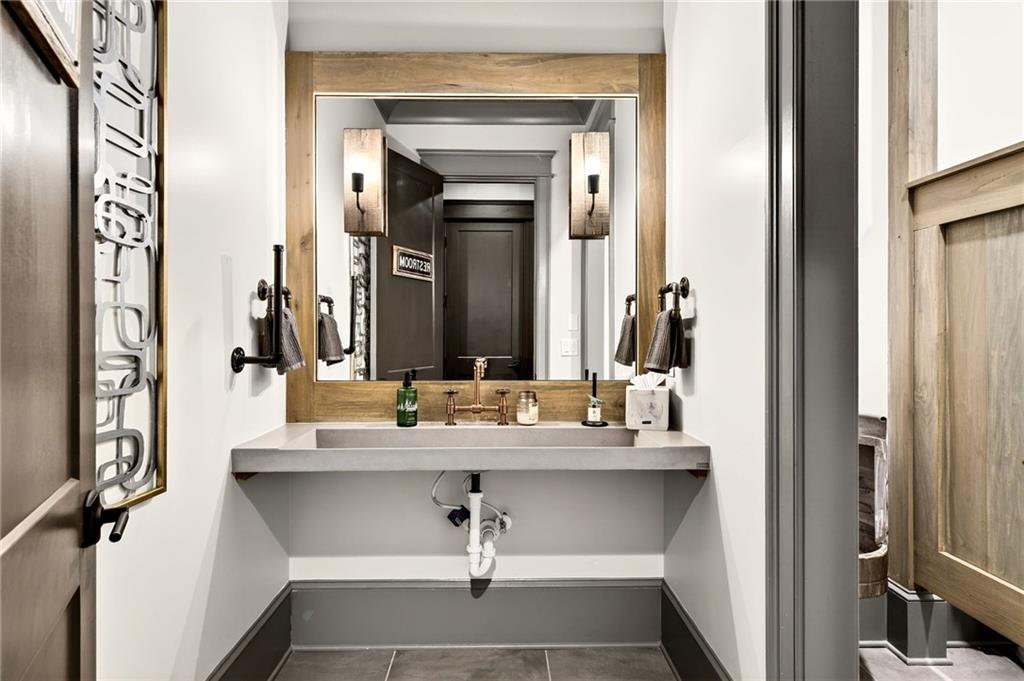 16037 Manor Club Drive