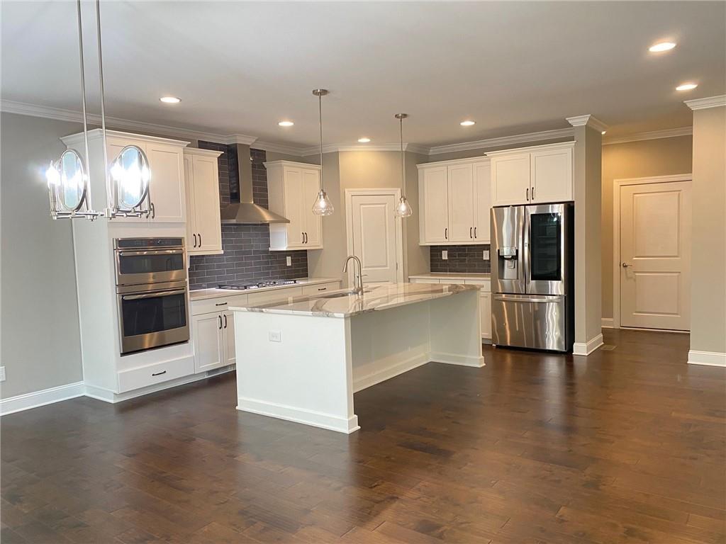 142 Grandmar Chase