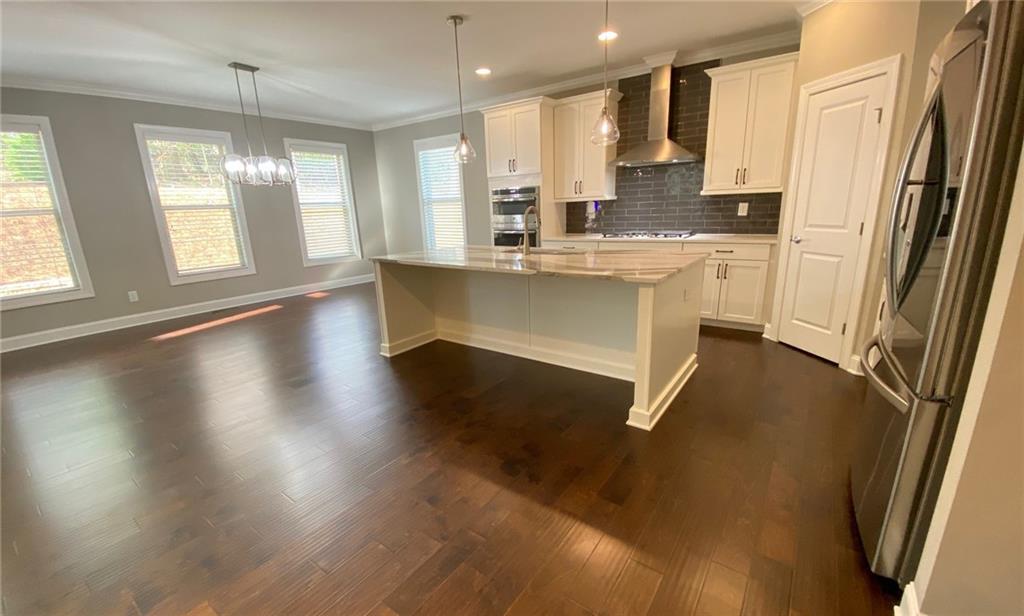 142 Grandmar Chase