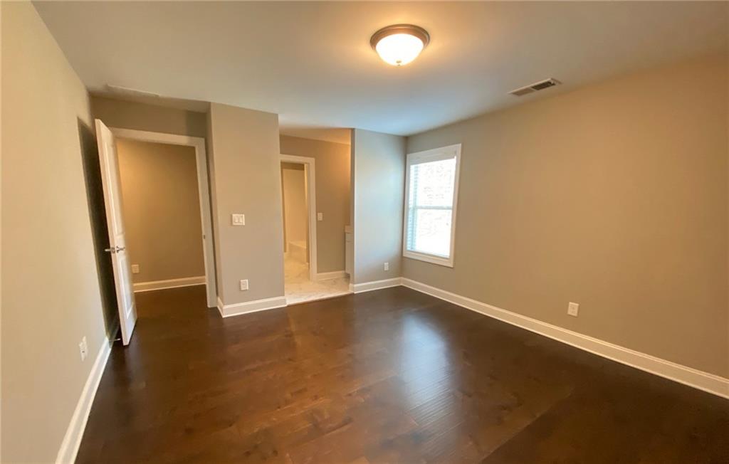 142 Grandmar Chase