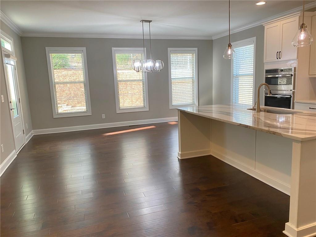 142 Grandmar Chase