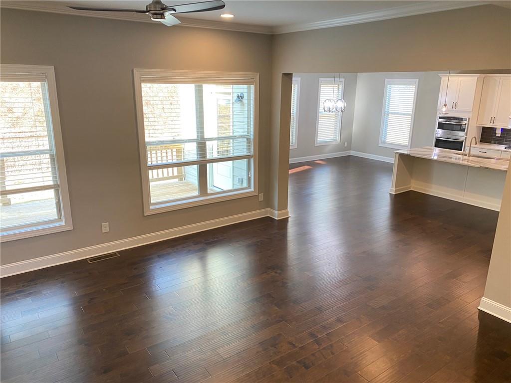 142 Grandmar Chase