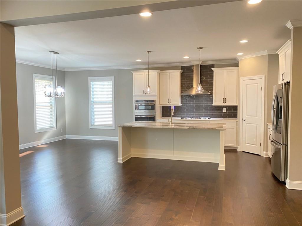 142 Grandmar Chase