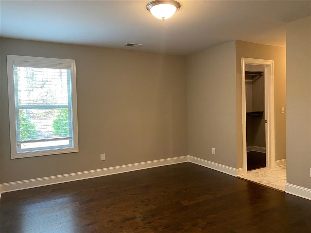 142 Grandmar Chase